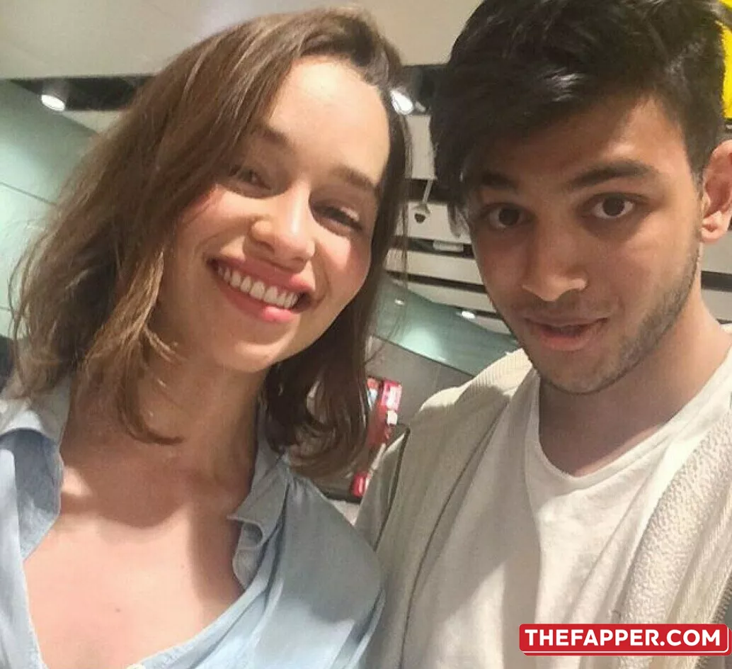 Emilia Clarke  Onlyfans Leaked Nude Image #XMbOyX0Ibg