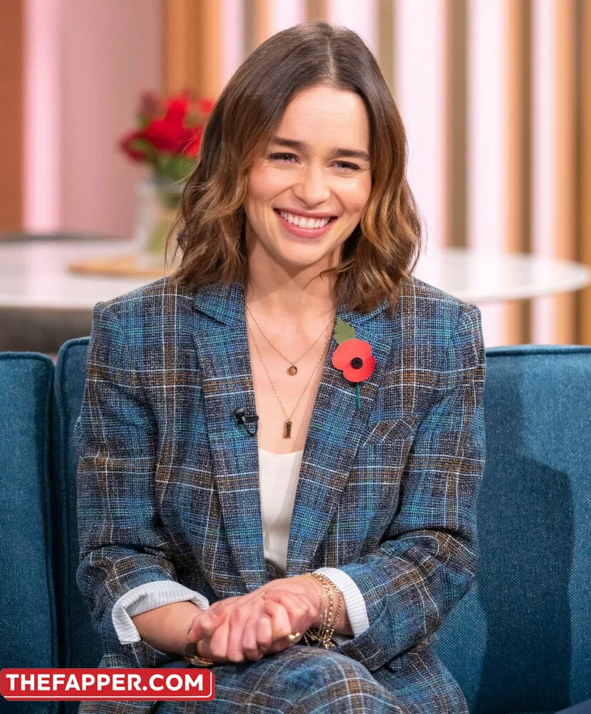 Emilia Clarke  Onlyfans Leaked Nude Image #XxYhyVg6lE