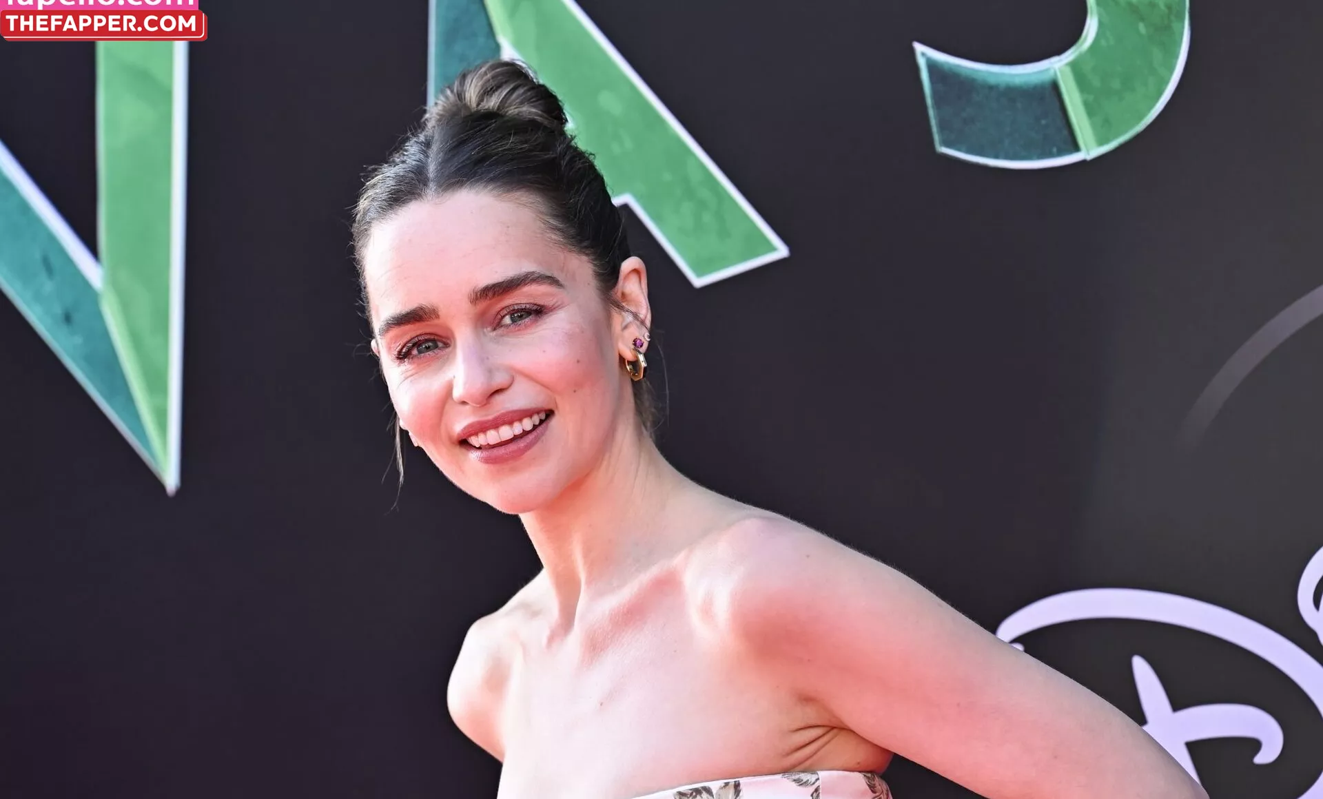 Emilia Clarke  Onlyfans Leaked Nude Image #kh3C9WQZAL