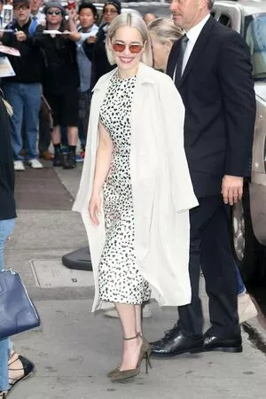 Emilia Clarke Onlyfans Leaked Nude Image #rnzTWOY7wT
