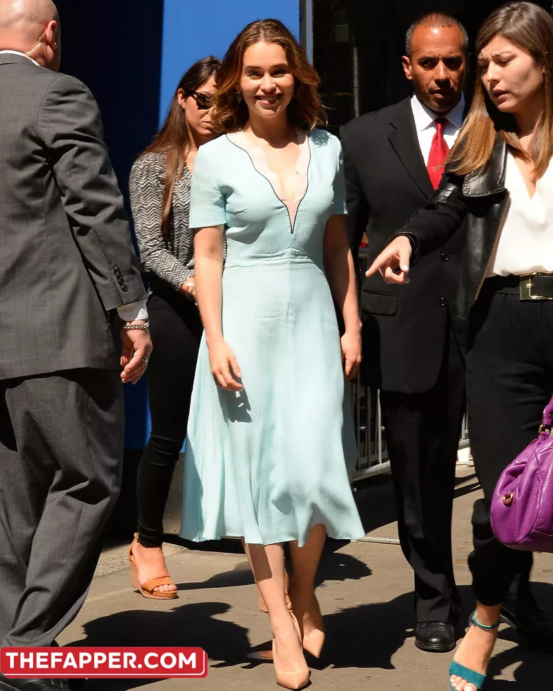 Emilia Clarke  Onlyfans Leaked Nude Image #u4gpsriK5e
