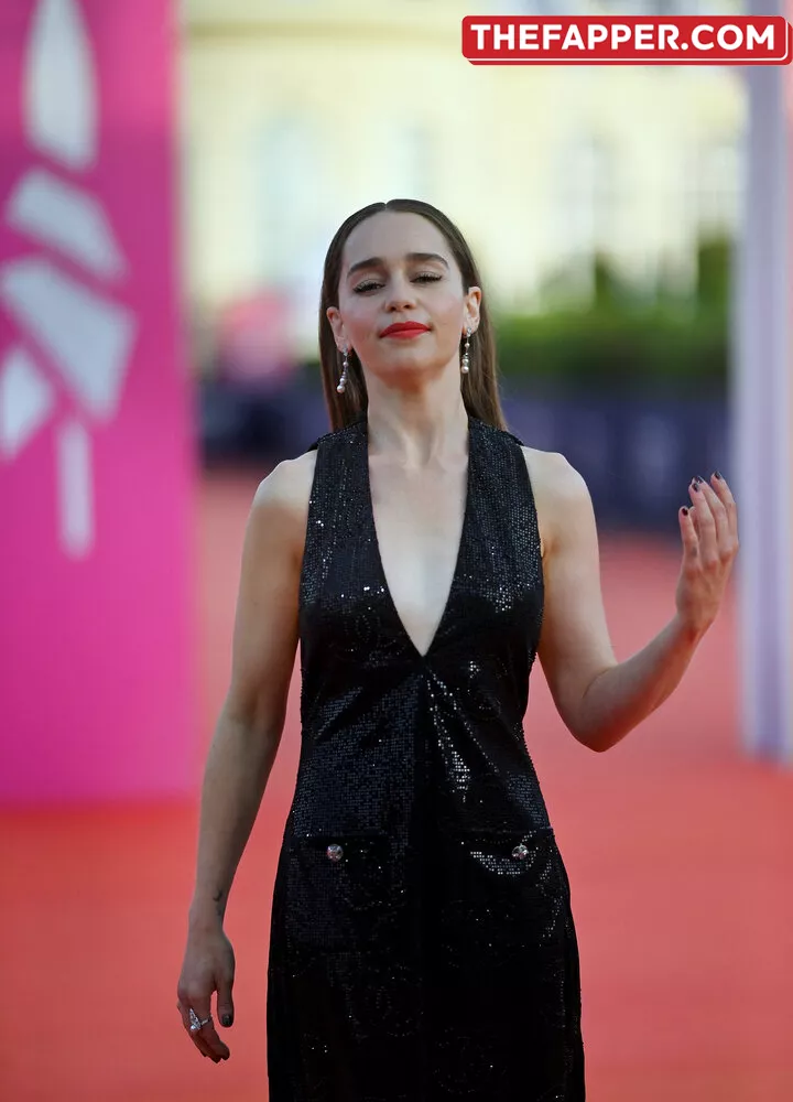 Emilia Clarke  Onlyfans Leaked Nude Image #v3xaDaubxy