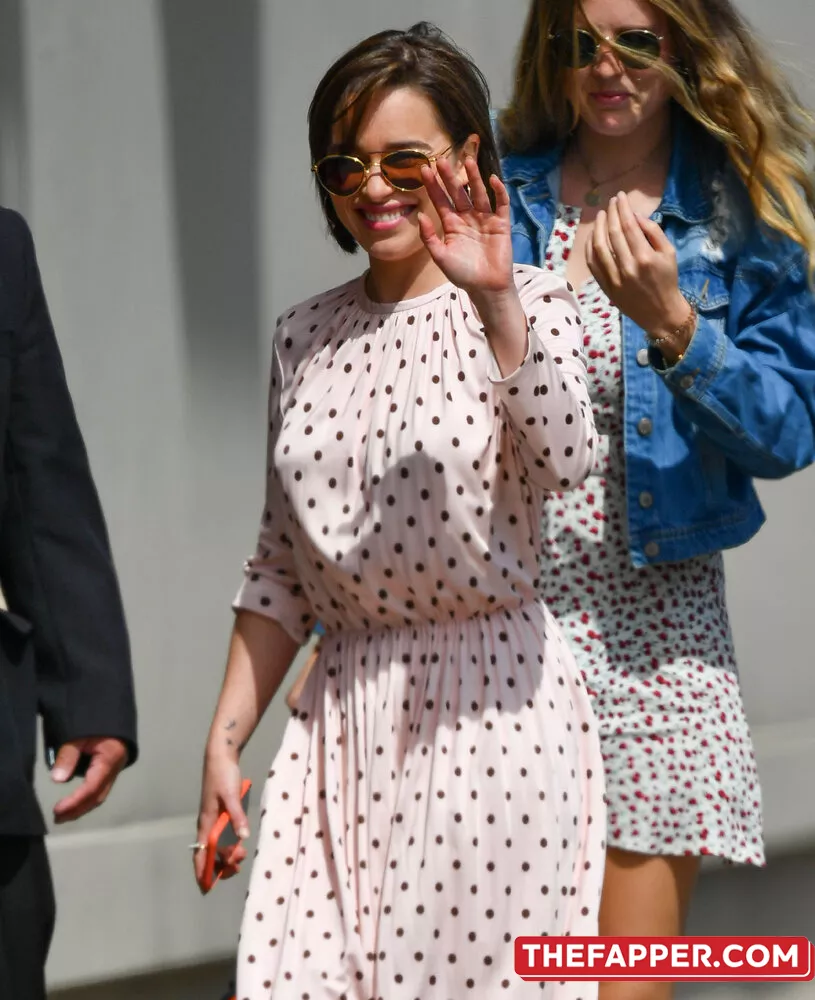 Emilia Clarke  Onlyfans Leaked Nude Image #vsFa00ffo4
