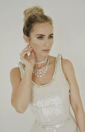 Emily Blunt #gI1yoZtkJC