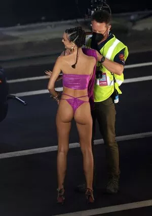 Emily Ratajkowski Onlyfans Leaked Nude Image #0NlzB4a9Rq