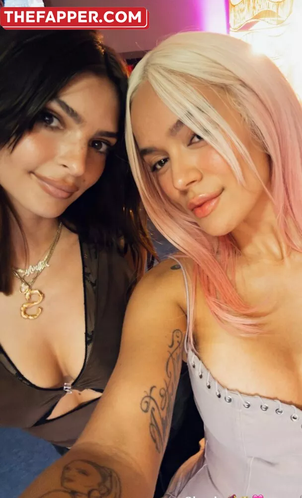 Emily Ratajkowski  Onlyfans Leaked Nude Image #2Wby6fmBXN