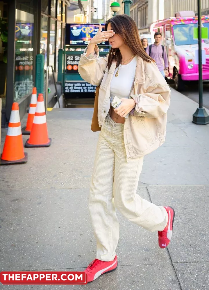 Emily Ratajkowski  Onlyfans Leaked Nude Image #4c8KiPCcjf