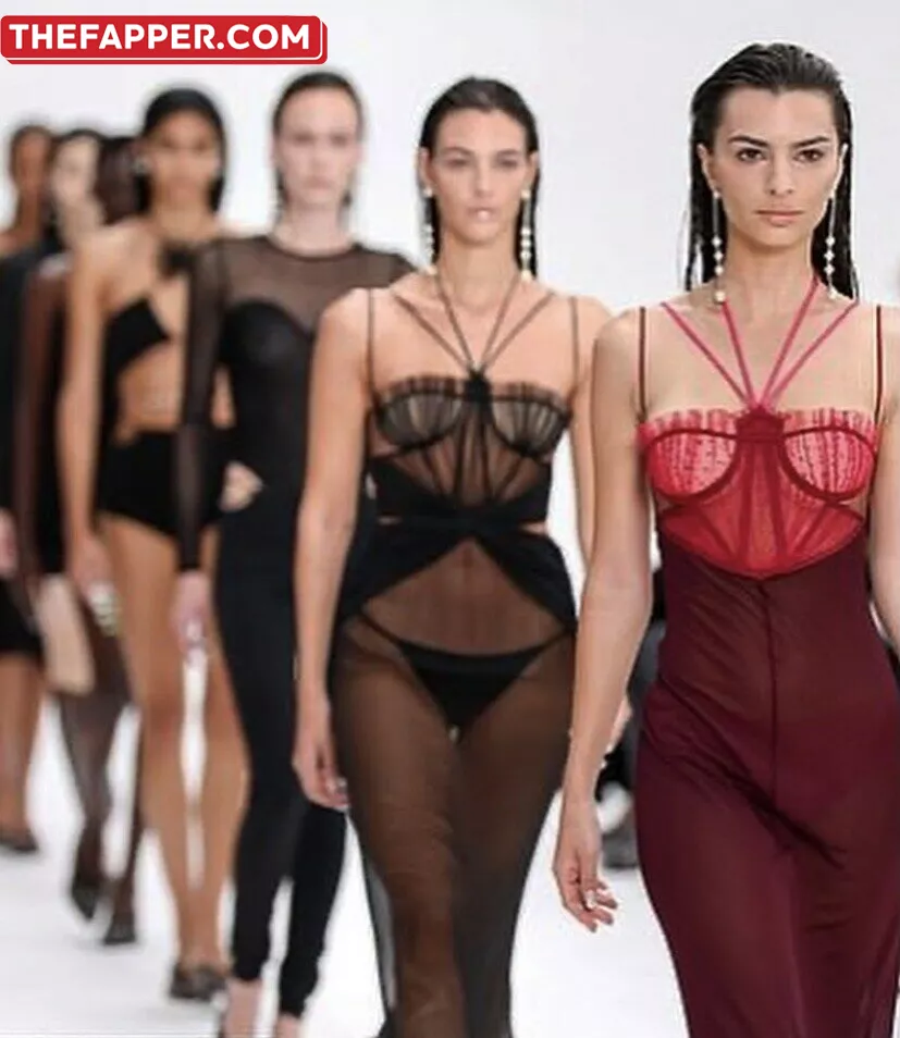 Emily Ratajkowski  Onlyfans Leaked Nude Image #6EB0K7Ejb7