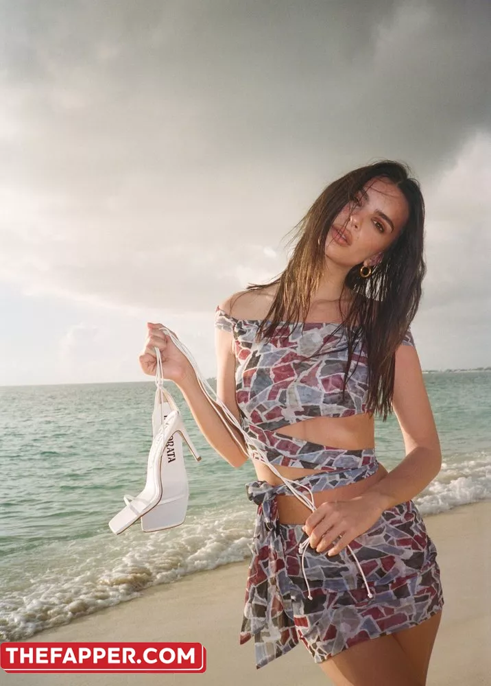 Emily Ratajkowski  Onlyfans Leaked Nude Image #6HH19g69z4