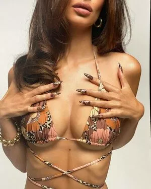 Emily Ratajkowski Onlyfans Leaked Nude Image #7rHSOlbWa9