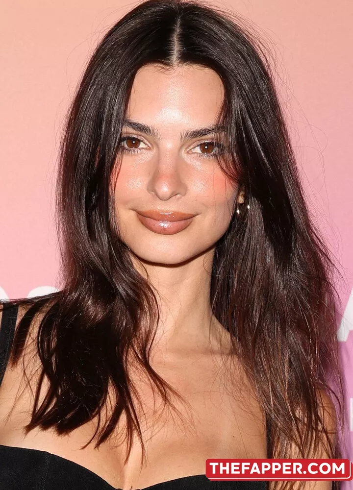 Emily Ratajkowski  Onlyfans Leaked Nude Image #CfF3s7glXd