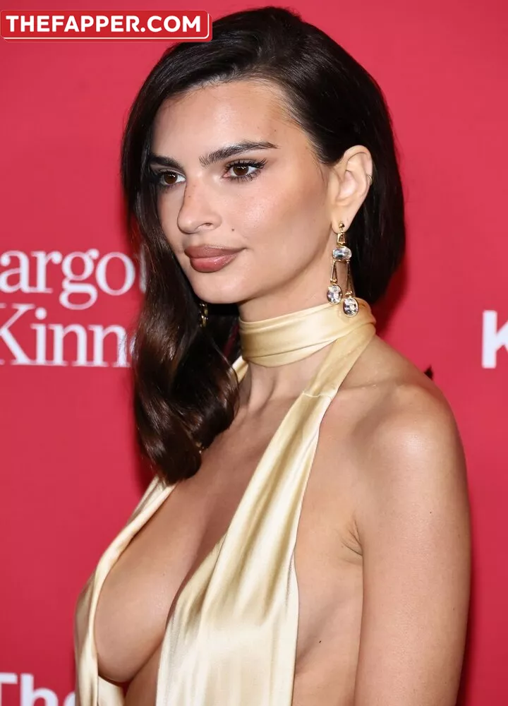 Emily Ratajkowski  Onlyfans Leaked Nude Image #HP95i9Cm20