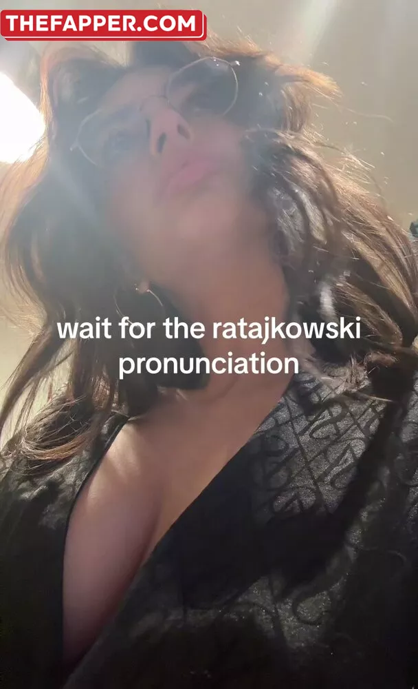 Emily Ratajkowski  Onlyfans Leaked Nude Image #IUUYzb57cf