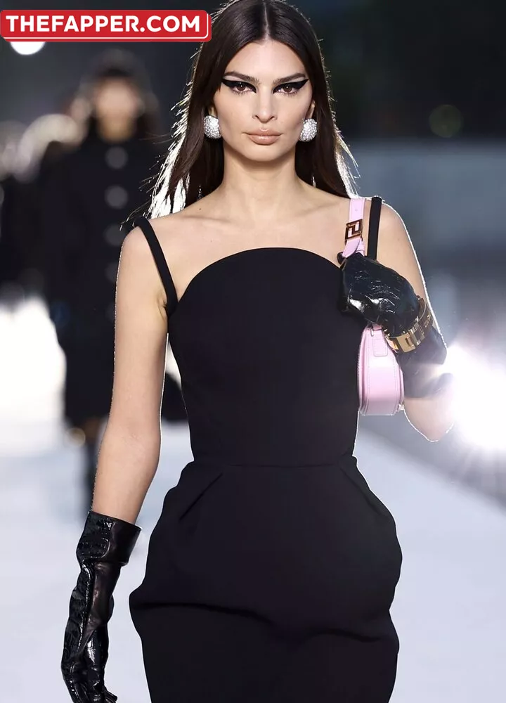 Emily Ratajkowski  Onlyfans Leaked Nude Image #IaBLv6KeqF