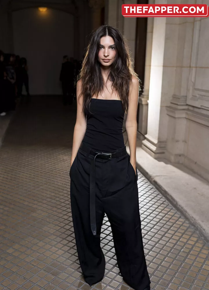 Emily Ratajkowski  Onlyfans Leaked Nude Image #MEGdIibSXm