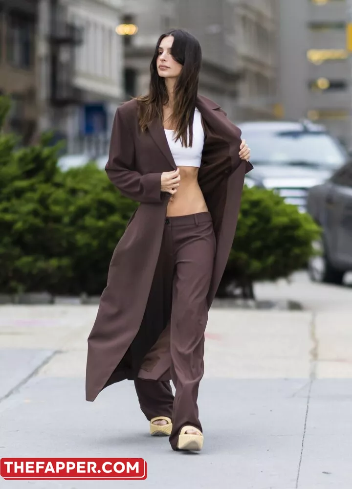 Emily Ratajkowski  Onlyfans Leaked Nude Image #SMCY0K4bUn