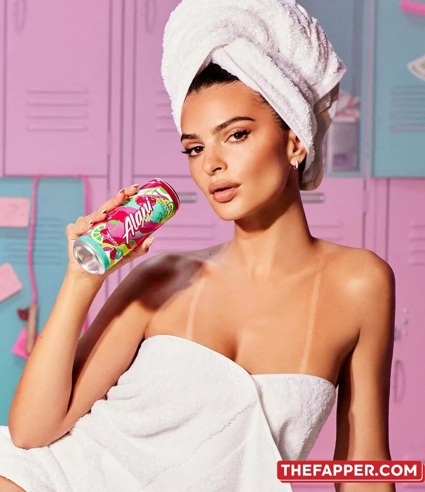 Emily Ratajkowski  Onlyfans Leaked Nude Image #V5XHRoAsTC