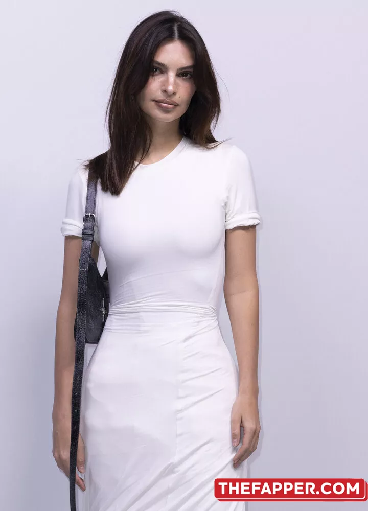 Emily Ratajkowski  Onlyfans Leaked Nude Image #VICB3zfB0y