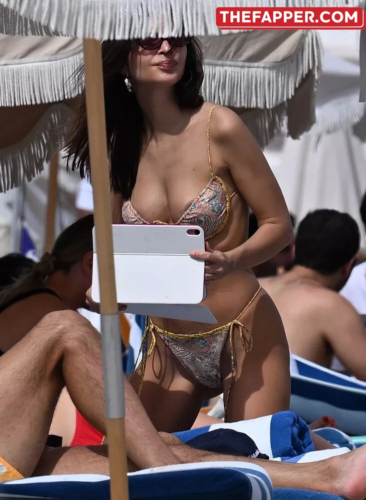 Emily Ratajkowski  Onlyfans Leaked Nude Image #c98kgJi4Pe