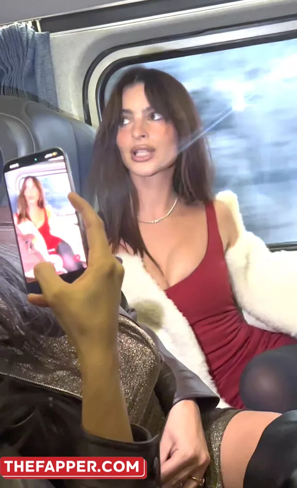 Emily Ratajkowski  Onlyfans Leaked Nude Image #dGJtU1puv0