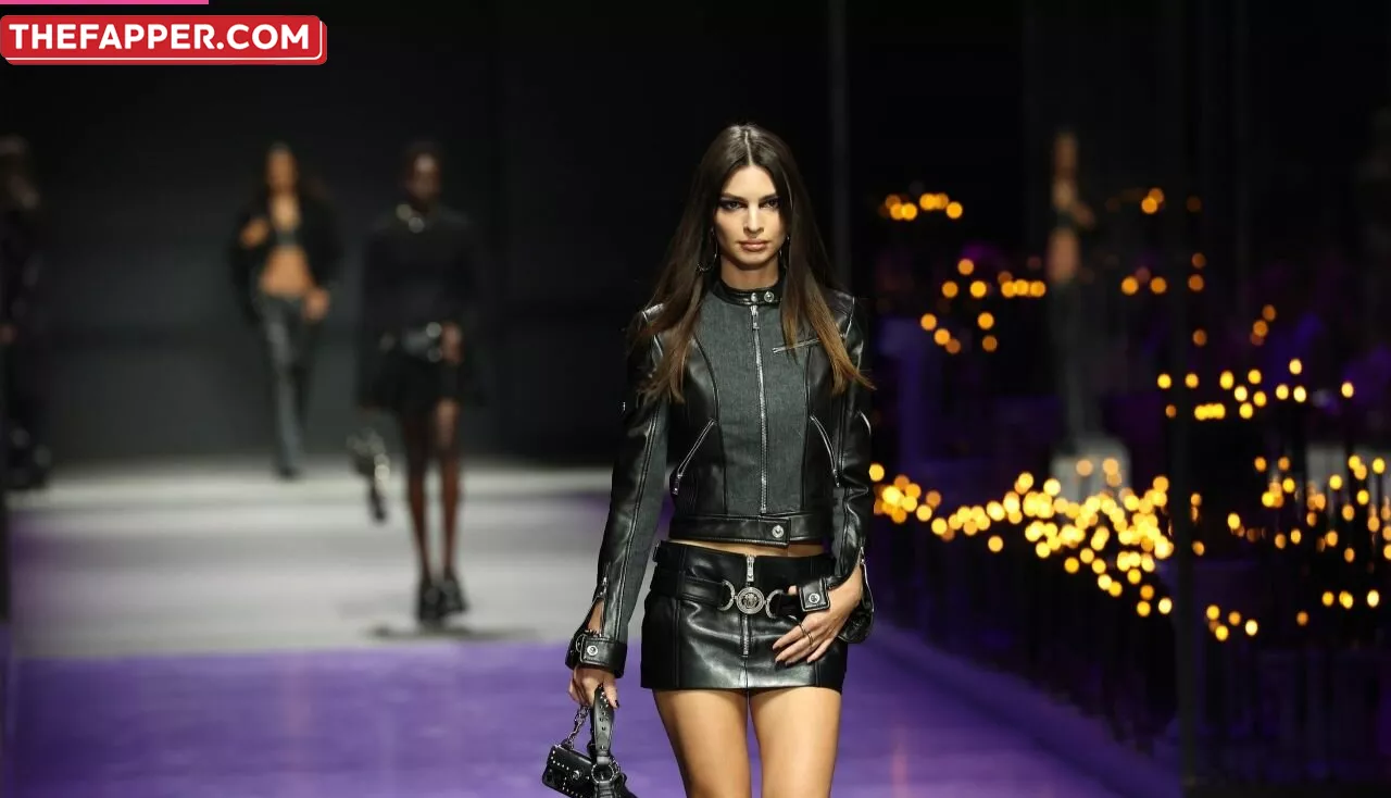 Emily Ratajkowski  Onlyfans Leaked Nude Image #fa2E9l22f7