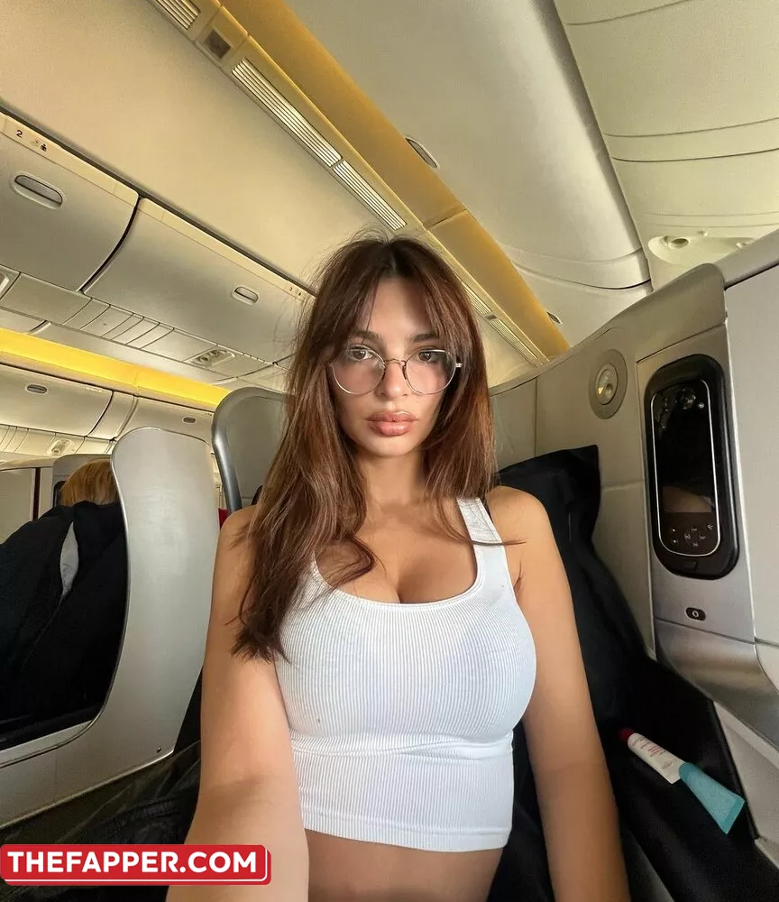 Emily Ratajkowski  Onlyfans Leaked Nude Image #i9s3rdCdqI