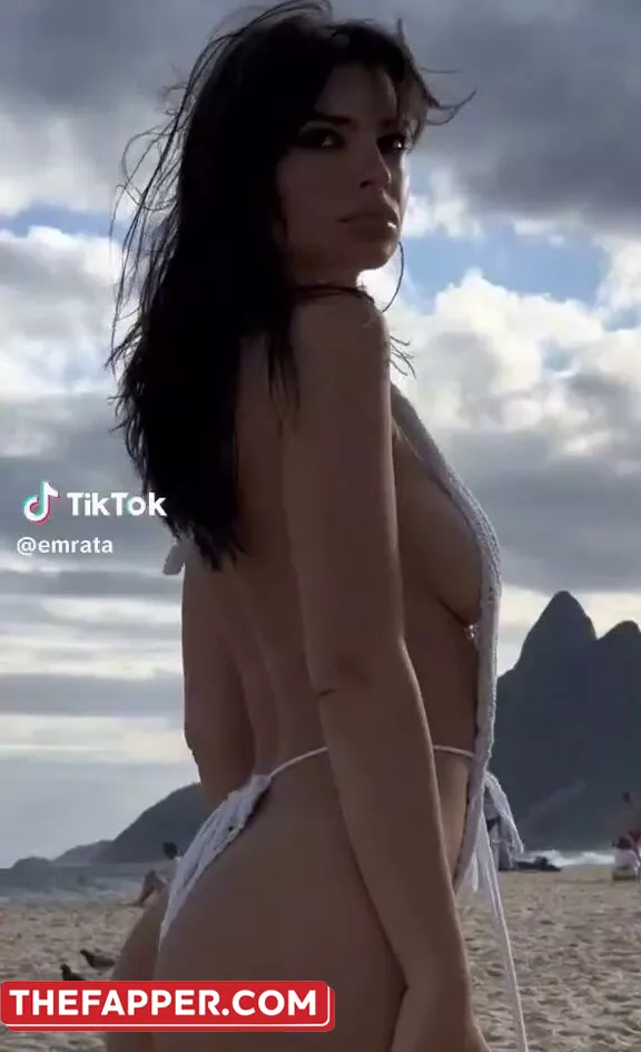 Emily Ratajkowski  Onlyfans Leaked Nude Image #iCOcOl5b3O