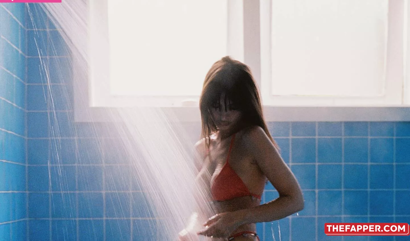 Emily Ratajkowski  Onlyfans Leaked Nude Image #kYph5H921r