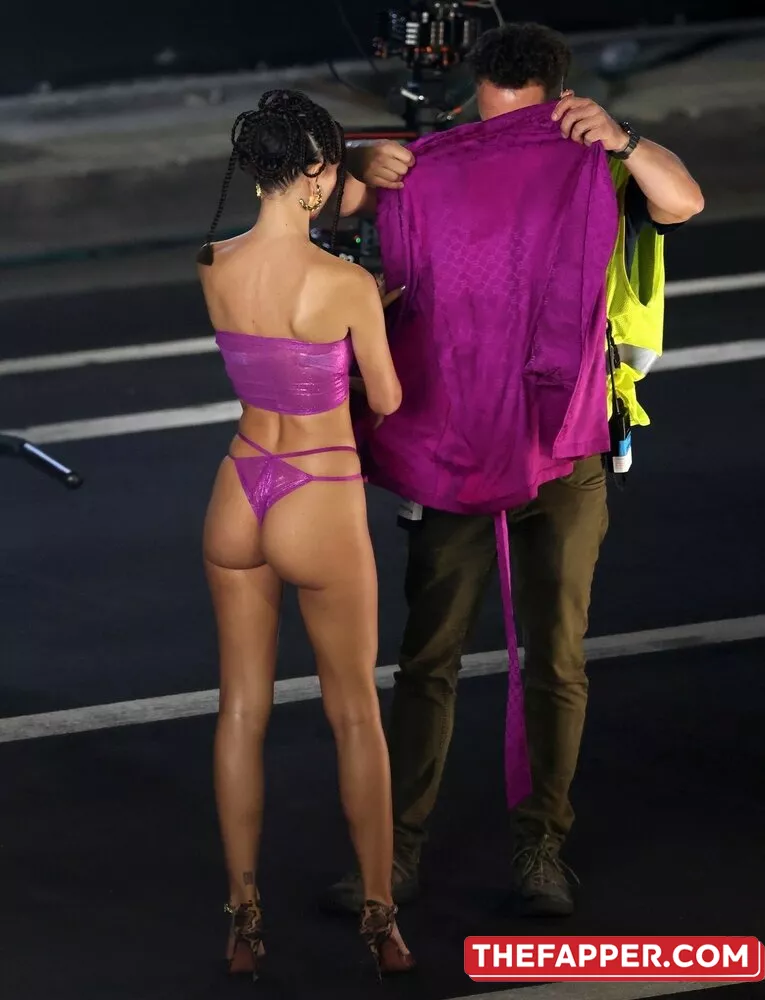 Emily Ratajkowski  Onlyfans Leaked Nude Image #kZOnlRelSb