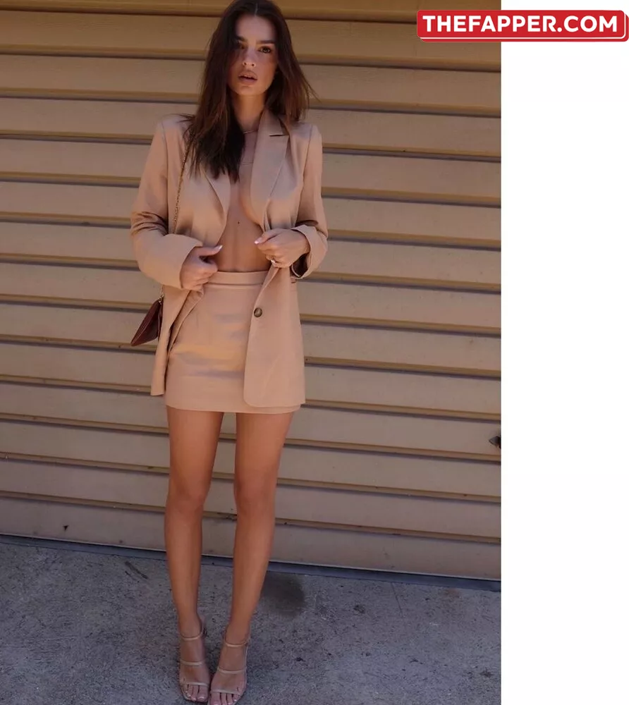 Emily Ratajkowski  Onlyfans Leaked Nude Image #lGb7RTOPrT