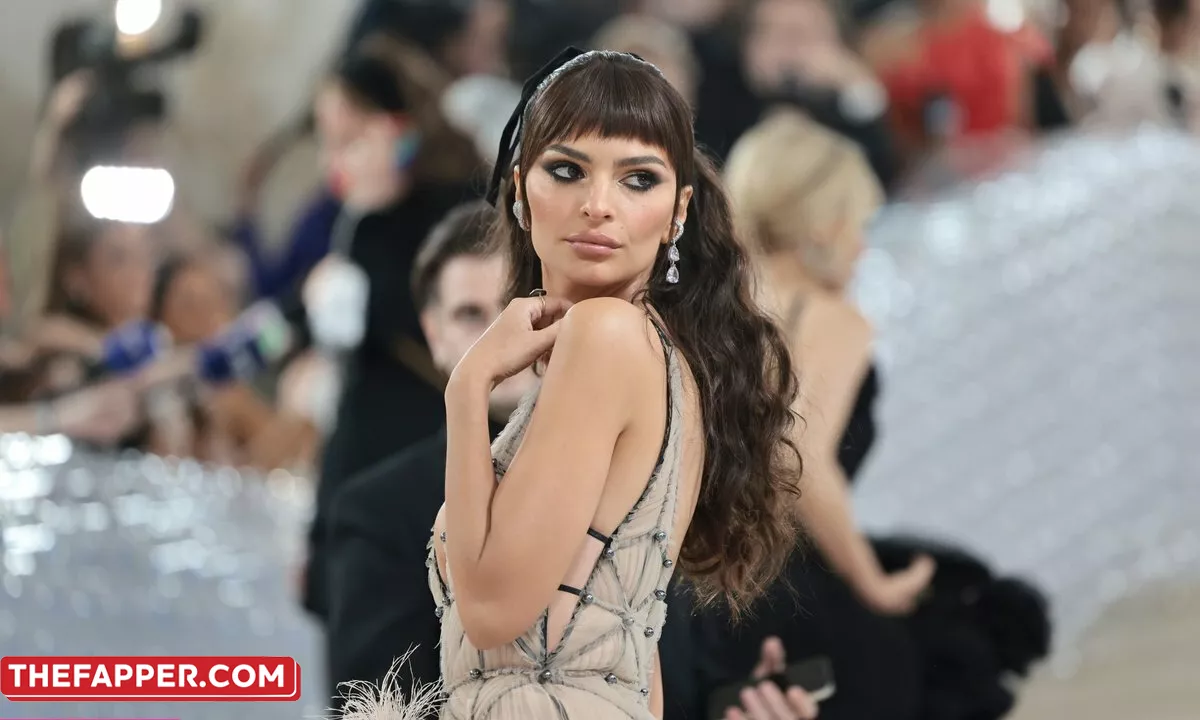 Emily Ratajkowski  Onlyfans Leaked Nude Image #mmtTU86oAQ