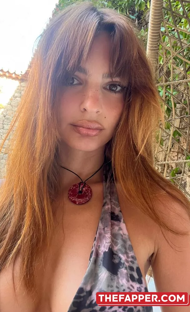 Emily Ratajkowski  Onlyfans Leaked Nude Image #syPYNFy1Zl