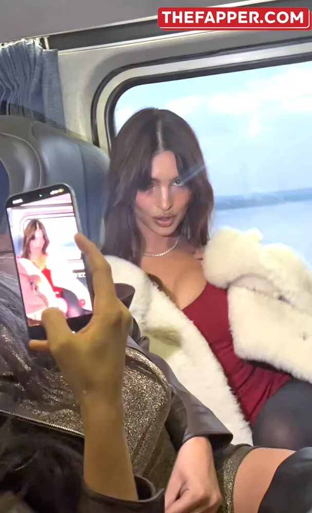 Emily Ratajkowski  Onlyfans Leaked Nude Image #tG4gzs9fhz