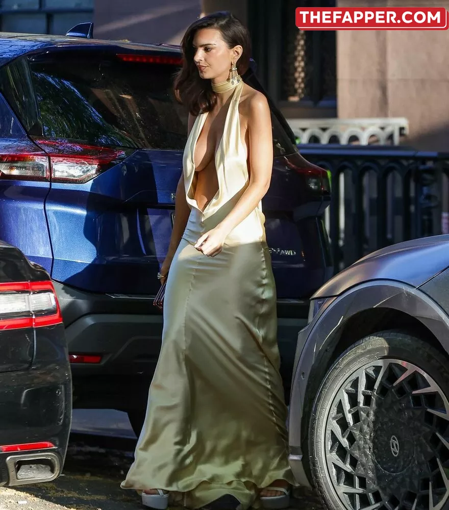 Emily Ratajkowski  Onlyfans Leaked Nude Image #vdGG3Eyr12