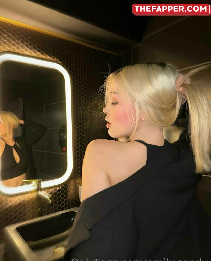 Emilycandy1  Onlyfans Leaked Nude Image #LWLYLzFkW3