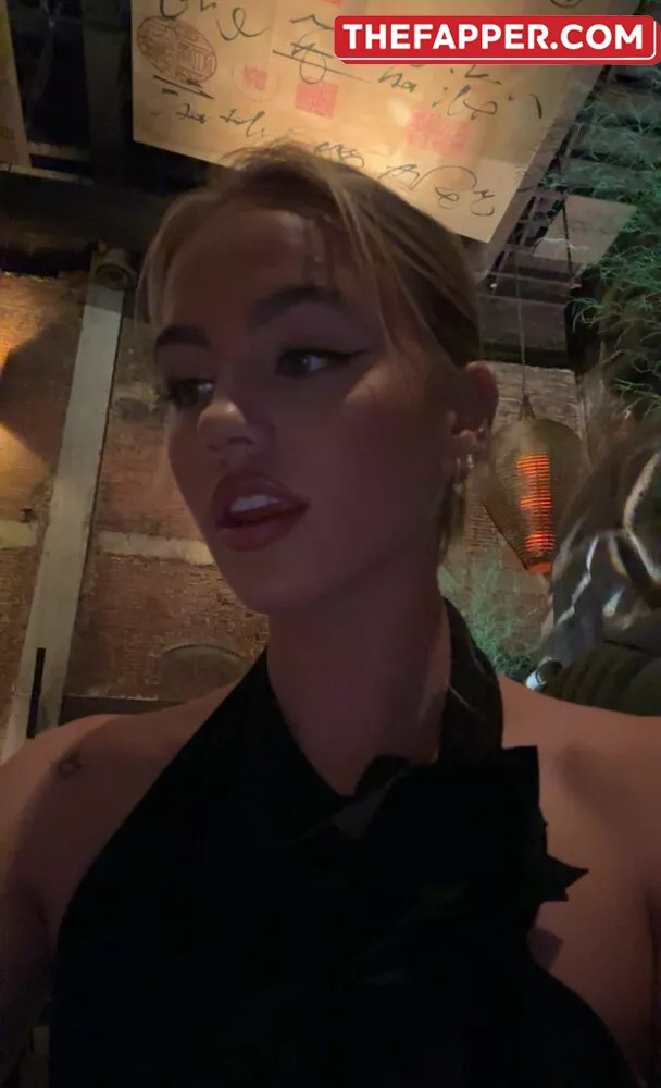 Emma Brooks  Onlyfans Leaked Nude Image #Lq2gS9bWXX