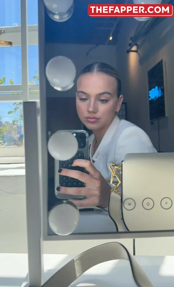 Emma Brooks  Onlyfans Leaked Nude Image #Og5TU7Y4He