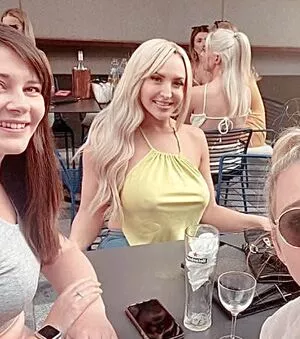 Emma Jones Onlyfans Leaked Nude Image #2acyveN9xW