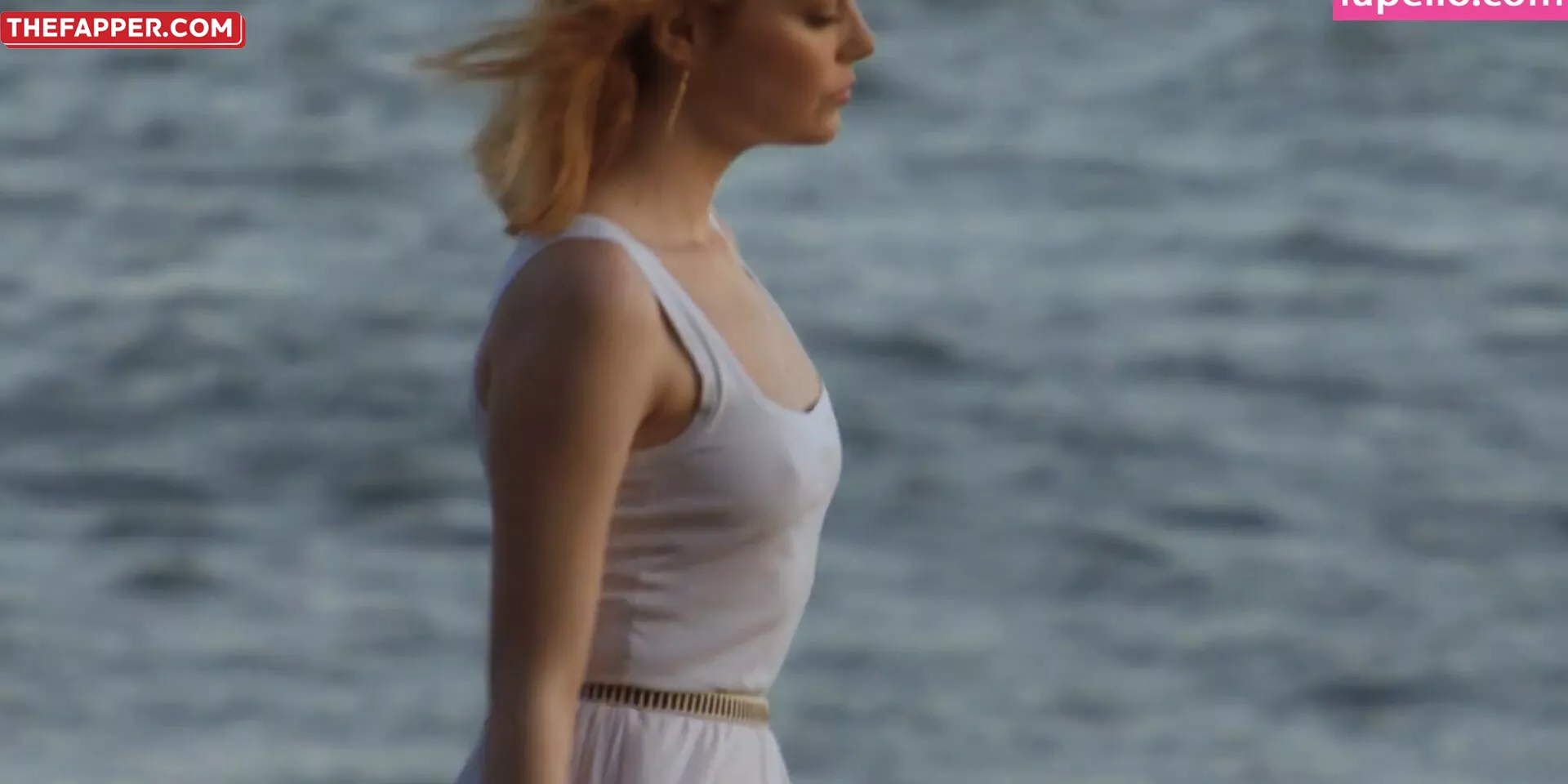 Emma Stone  Onlyfans Leaked Nude Image #kXCOMMlGUN