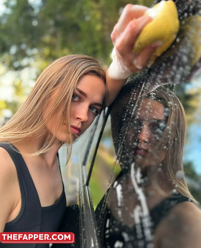 Emmapaid  Onlyfans Leaked Nude Image #kyrm99eir1