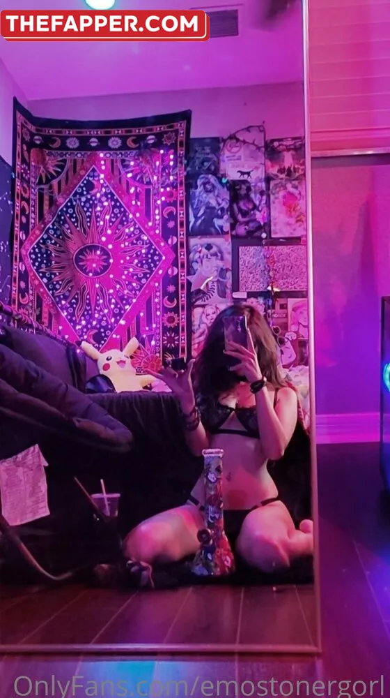 Emostonergorl  Onlyfans Leaked Nude Image #apD98O517J