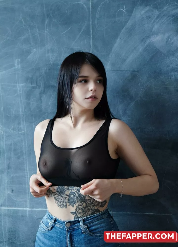 Es.lain  Onlyfans Leaked Nude Image #VigFHTQeNx