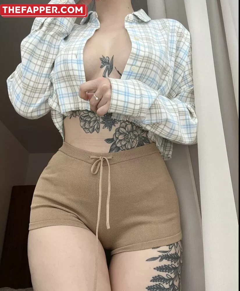 Es.lain  Onlyfans Leaked Nude Image #xNXdD8XgSd
