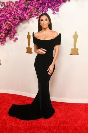 Eva Longoria #cr5WYFdT5f