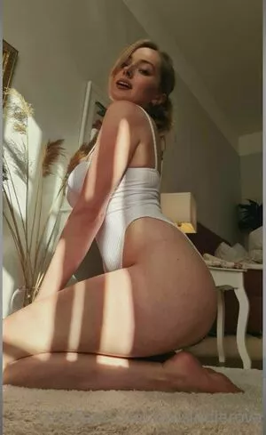 Evasindlerova Onlyfans Leaked Nude Image #Ti7rdQwVIE