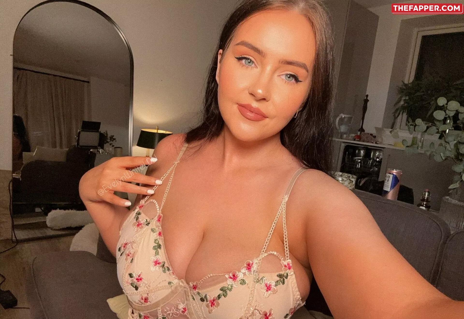 Evelynwhite  Onlyfans Leaked Nude Image #6WUcwdQT4p