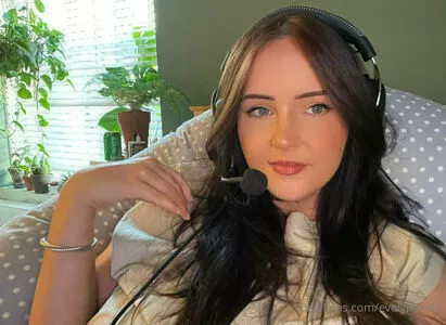 Evelynwhite Onlyfans Leaked Nude Image #9L1FHCjE8z