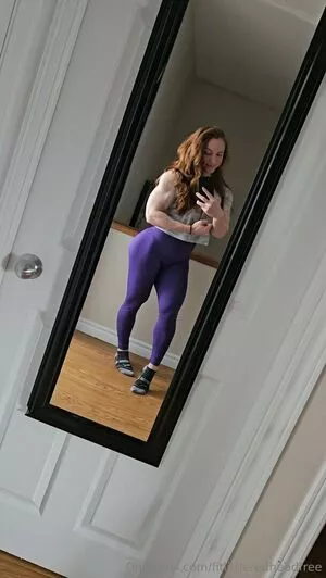 Fitlittleredheadfree #8j4sDBTEUN