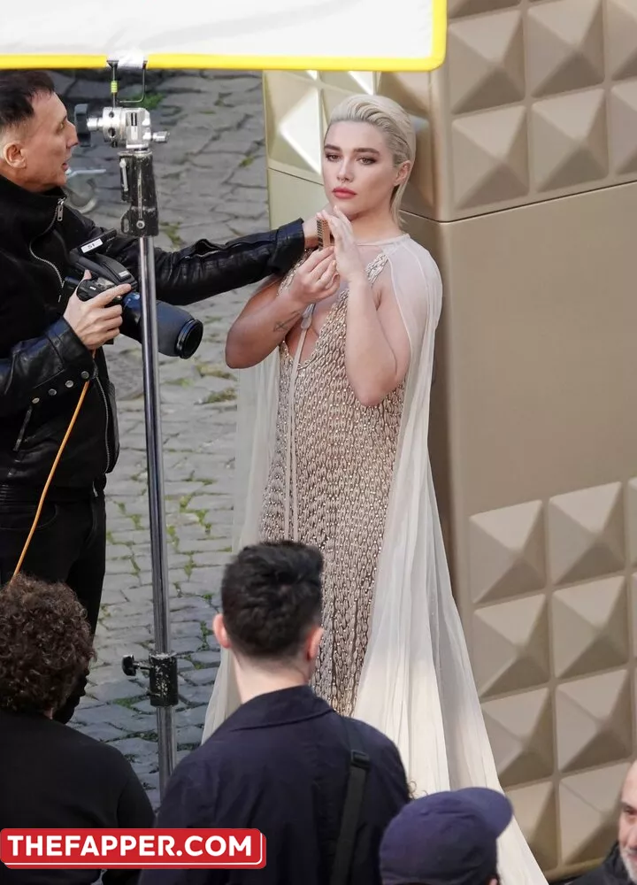 Florence Pugh  Onlyfans Leaked Nude Image #9Tx0UDHMXc