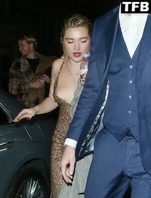 Florence Pugh Onlyfans Leaked Nude Image #DvStWIhSao